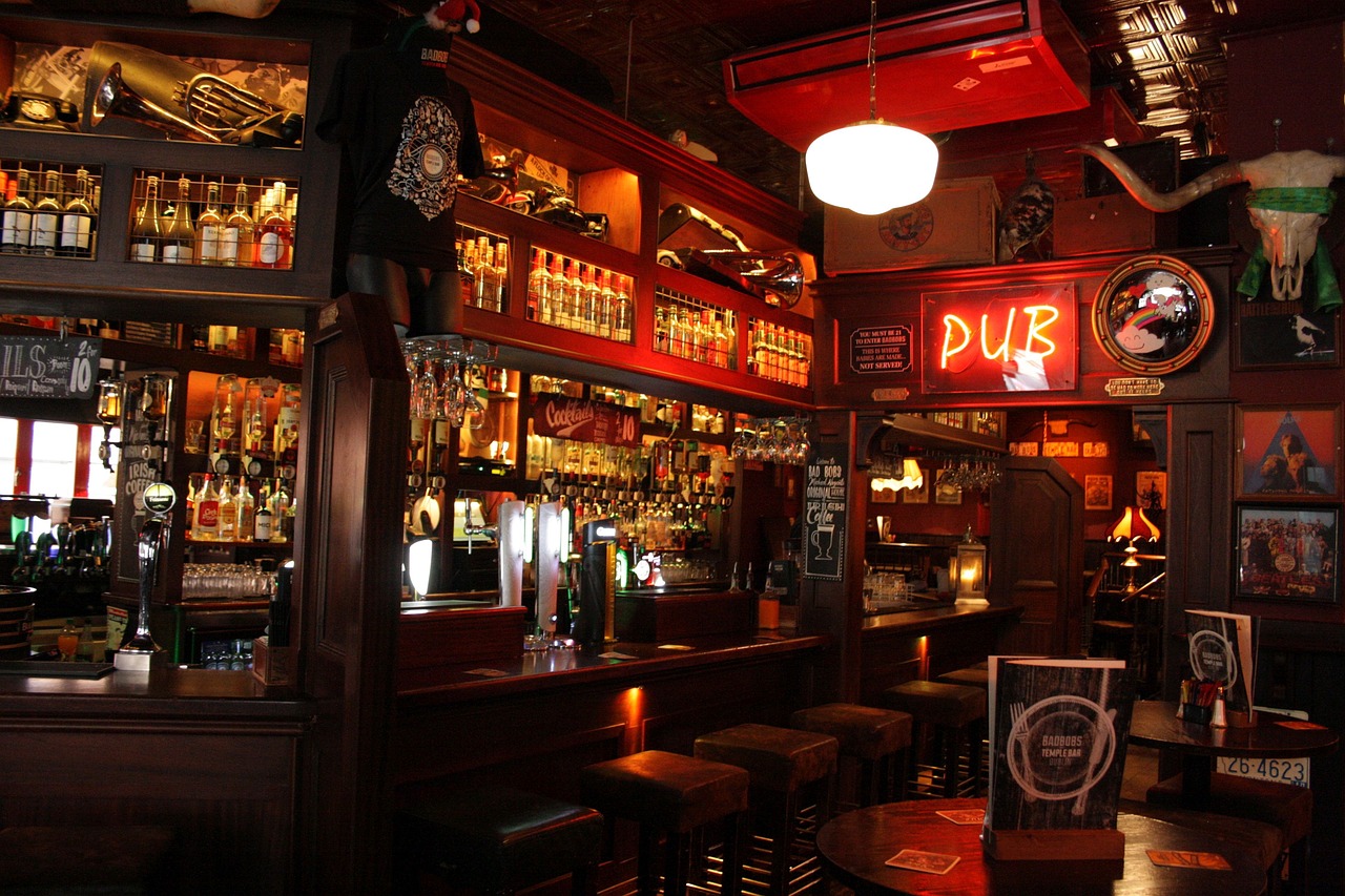 Le Royal Méridien Beach Resort and Spa, P.J. O'Reilly's dubai bar pub